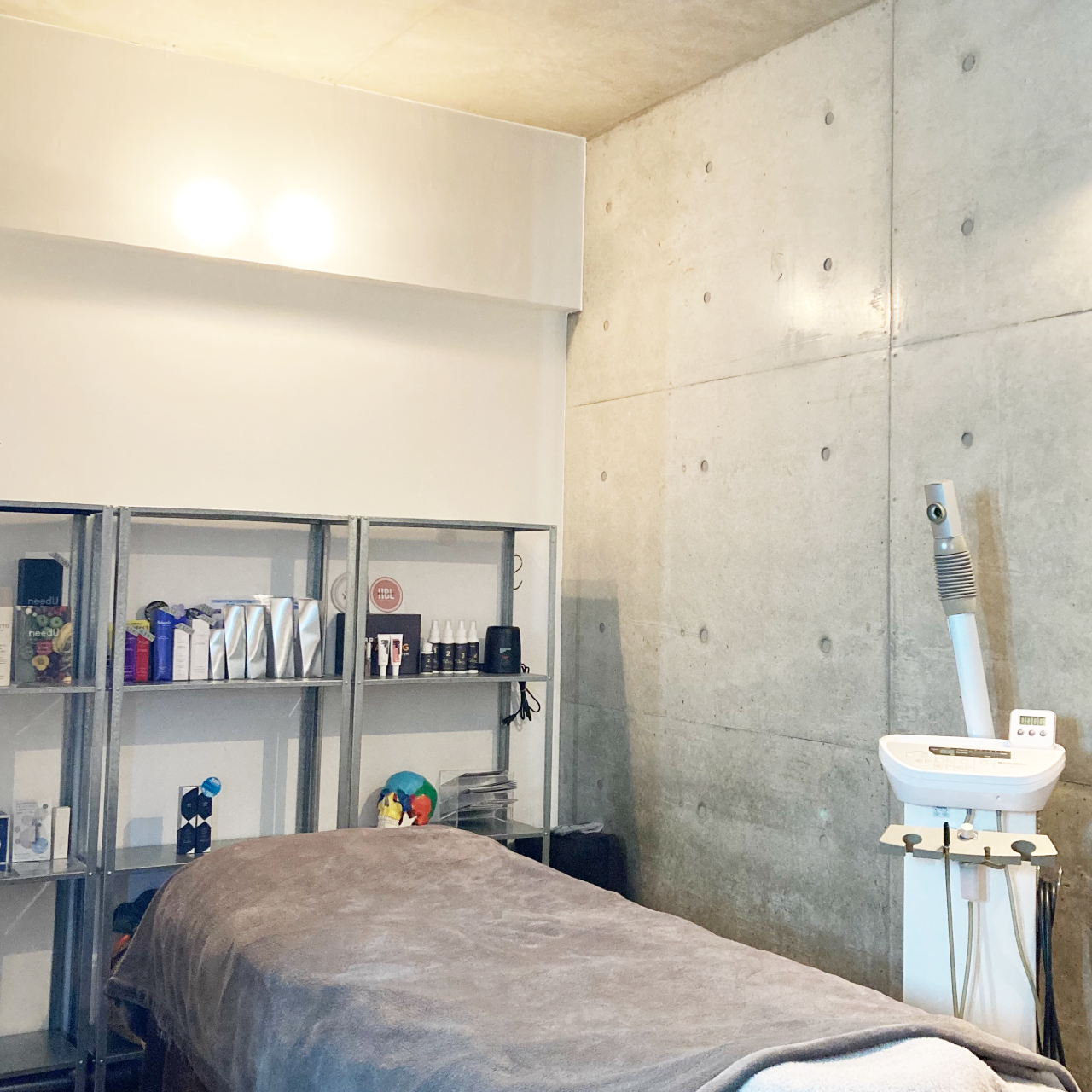 芦屋の小顔矯正・エステサロンeclat plusのカウンセリングルーム写真